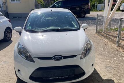 Ford Fiesta 133.857 km 2.900 &euro; Hartheim 79258