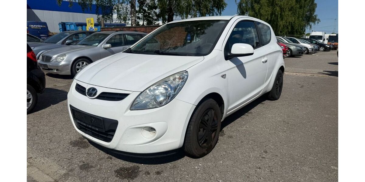 Hyundai i20 247.000 km 580 &euro; Rendsburg 24768