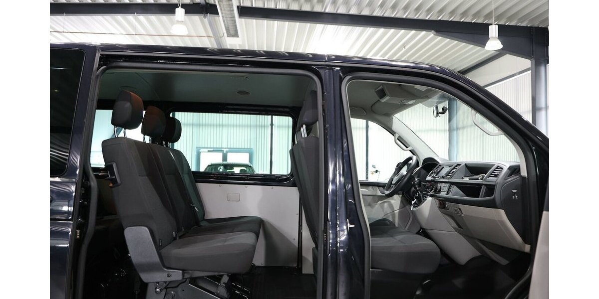 VW T6 Kombi TRANSPORTER 2.0 TDI / 9-SITZER / AHK 137.000 km 18.991 &euro; Hamm 59077