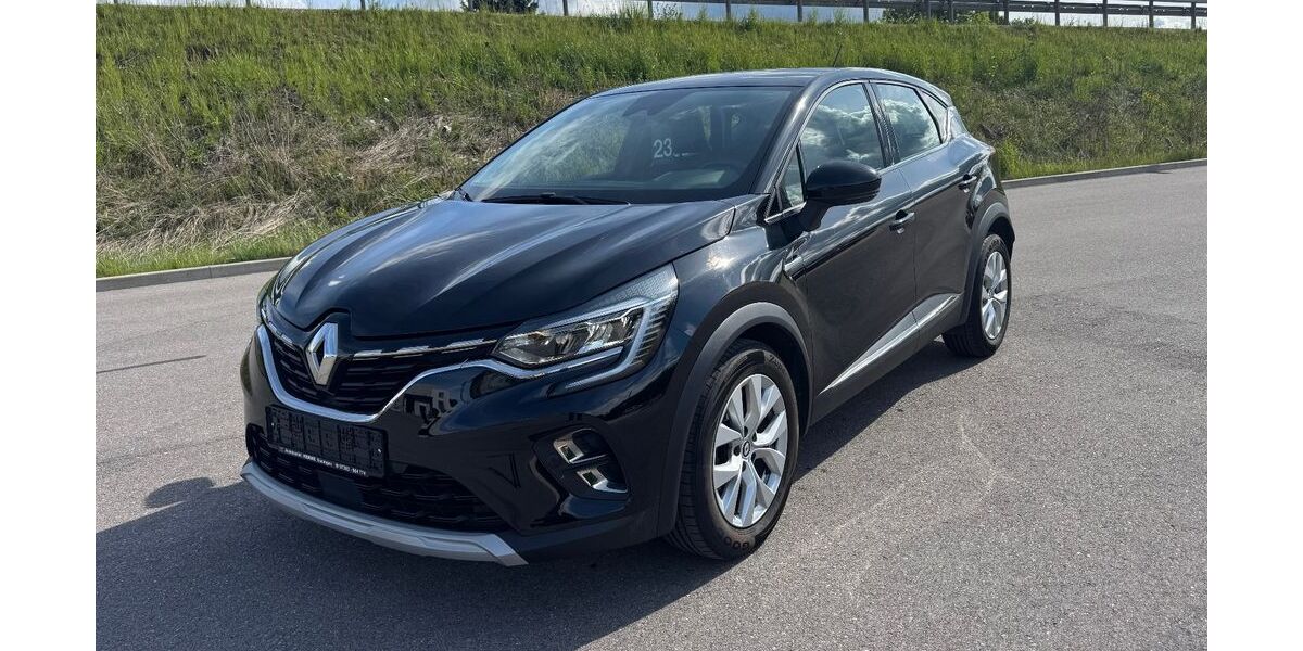 Renault Captur 124.000 km 15.500 &euro; Essingen­­­ 73457