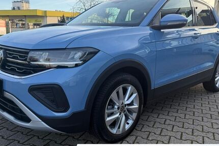 VW T-Cross 13.900 km 24.990 &euro; Freiburg im Breisgau 79115