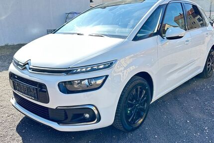 Citroen C4 Picasso 98.000 km 8.799 &euro; Gotha 99867