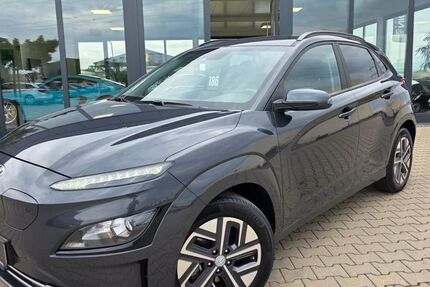 Hyundai KONA 59.991 km 22.499 € Damme 49401