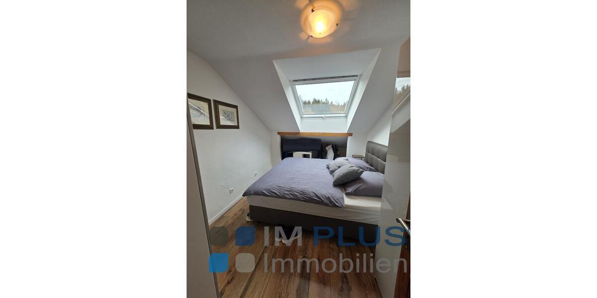 Besichtigung am 05.12 um 14 Uhr im Schönetweg 21, kleine DG-Wohnung in Kreuth am Tegernsee – 2 zimmer