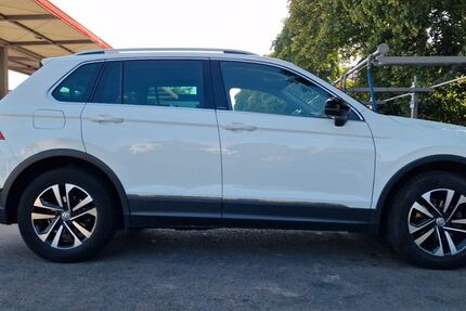 VW Tiguan 81.000 km 21.550 &euro; Hannover 30539