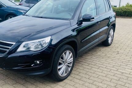 VW Tiguan 228.000 km 4.100 &euro; Donaueschingen 78166