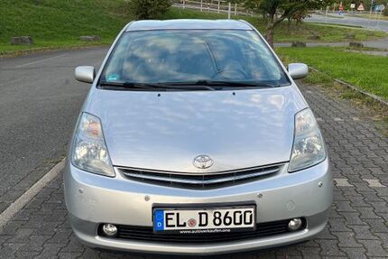 Toyota Prius 218.279 km 4.300 € Gelsenkirchen 45891