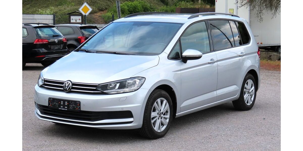 VW Touran 129.200 km 19.950 &euro; Solms-Oberbiel 35606
