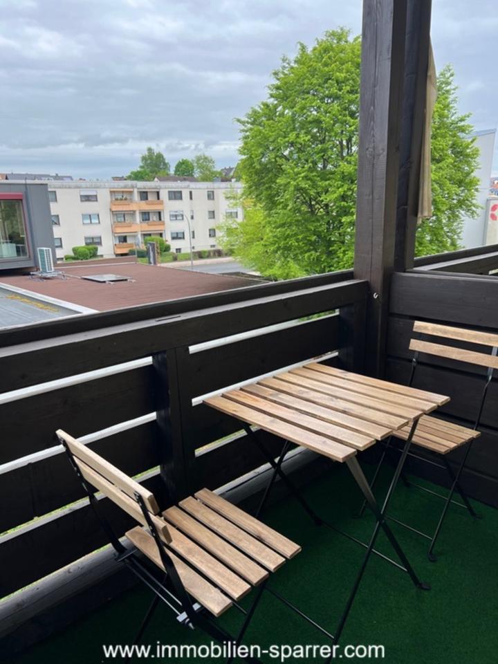 Helles 1-Zimmer-Apartment mit Balkon, voll möbliert