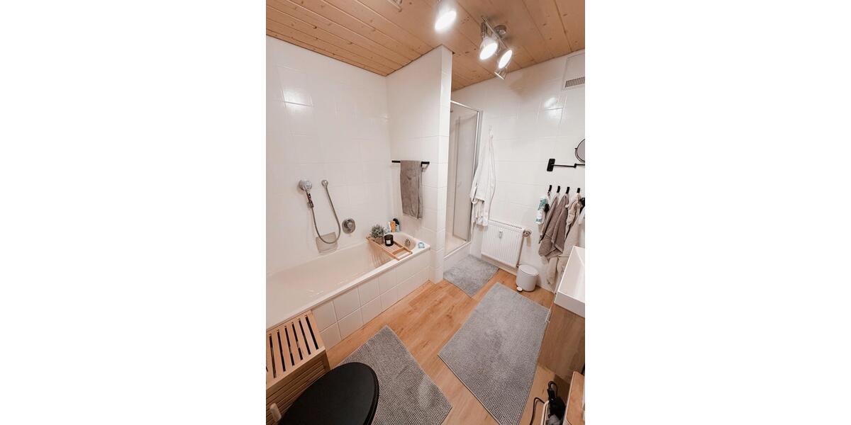 Etagenwohnung Weißenburg in Bayern - 4.5 Zimmer, 106 m&sup2;, 355.000&euro; | Angebot:26786253