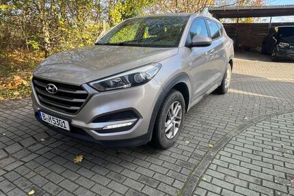 Hyundai TUCSON 47.000 km 12.300 &euro; Berlin 12351
