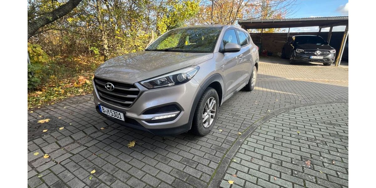 Hyundai TUCSON 47.000 km 12.300 &euro; Berlin 12351