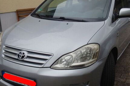 Toyota Avensis Verso 329.000 km 2.999 &euro; Bergheim 86673