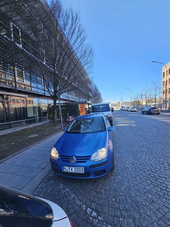 VW Golf 219.000 km 1.800 € München 80313