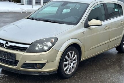 Opel Astra 99.500 km 2.999 &euro; Tuttlingen 78532