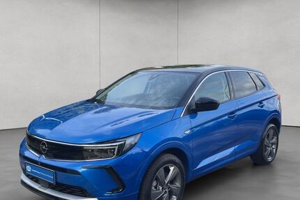 Opel Grandland (X) 1.783 km 25.680 € Bordesholm 24582