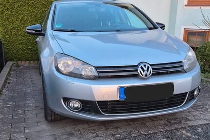 VW Golf 105.000 km 6.600 &euro; Helmstadt 97264