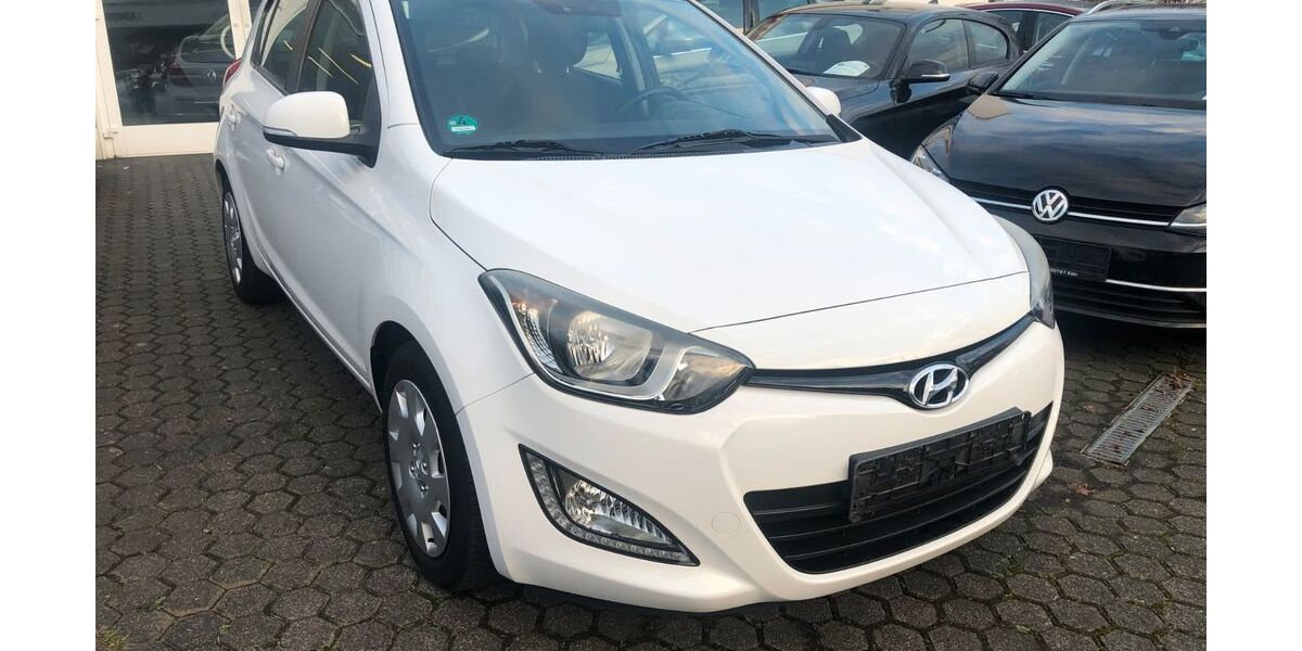 Hyundai i20 188.286 km 2.950 &euro; Köln 50767