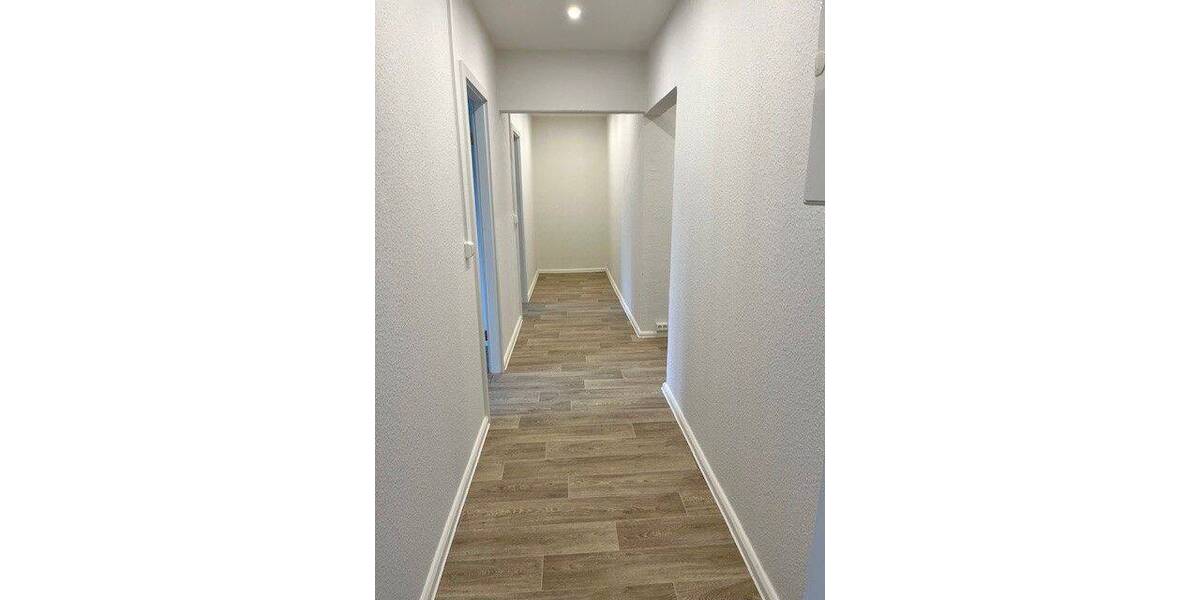 Etagenwohnung Schwerin Mueßer Holz - 4 Zimmer, 83 m&sup2;, 530&euro; | Angebot:26841861