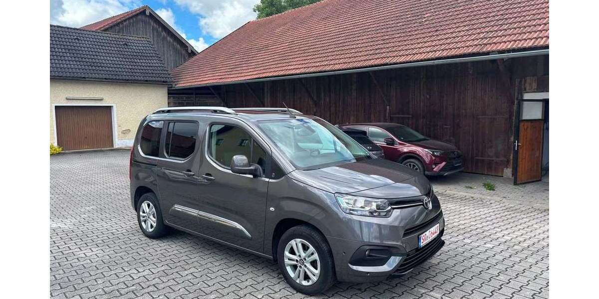 Toyota Proace 126.852 km 15.800 &euro; Kirchroth 94356