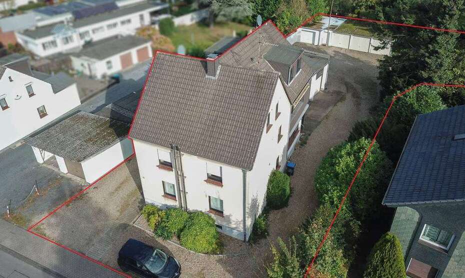 Haus zum Kaufen in Langenfeld Immigrath 685.000 € 262.85 m²