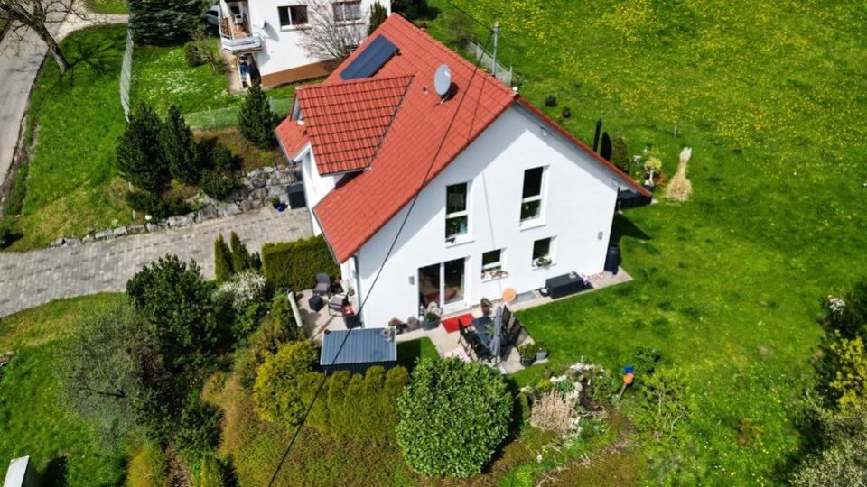 Einfamilienhaus Balingen - 4 Zimmer, 170 m&sup2;, 495.000&euro; | Angebot:26313486