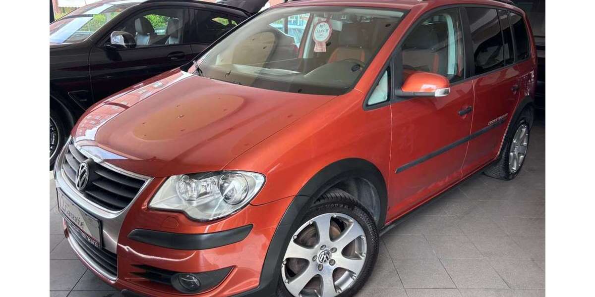 VW Touran 160.000 km 6.990 &euro; Laatzen 30880