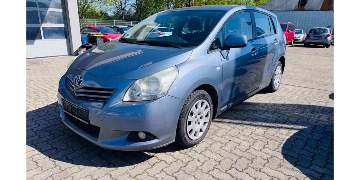 Toyota Verso 192.200 km 3.999 &euro; Bornheim 76879