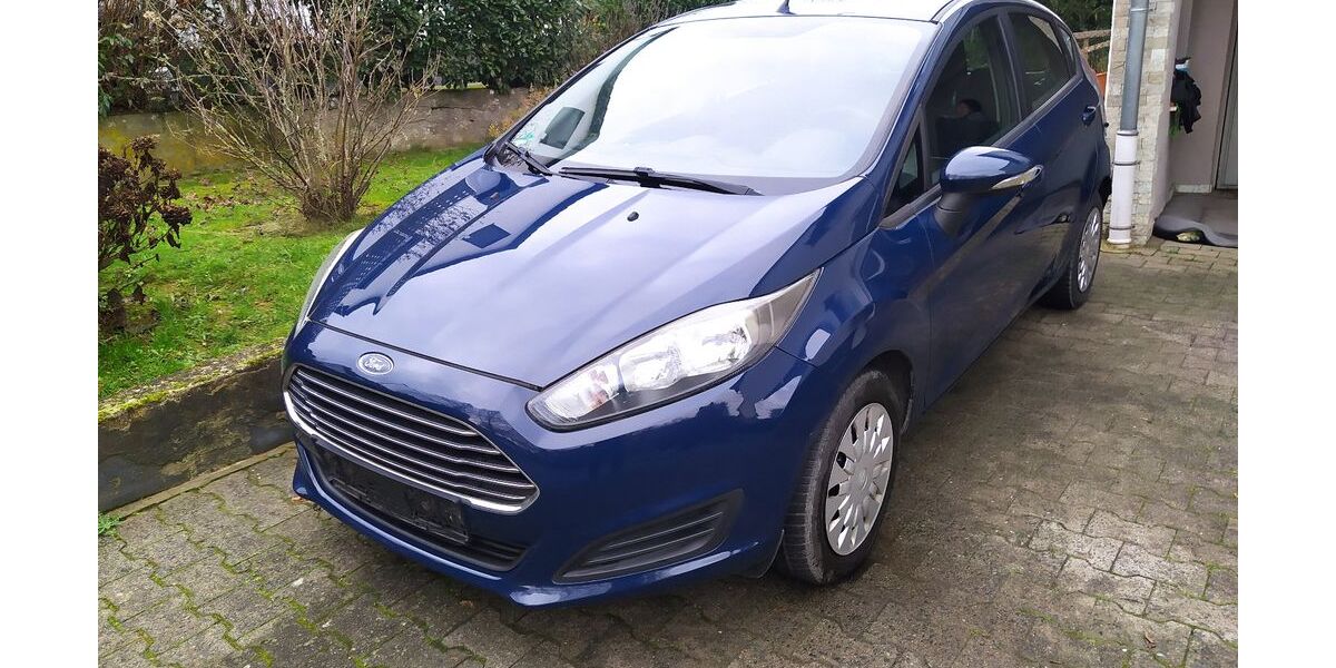 Ford Fiesta 240.000 km 3.500 &euro; Weilburg 35781