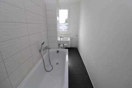 Wohnung Freiberg Freiberg West - 3 Zimmer, 63 m&sup2;, 449&euro; | Angebot:26018529