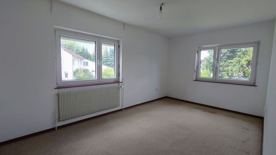 Provisionsfrei* von Privat: Mehrfamilienhaus mit großem Garten und zwei Garagen - Mehrfamilienhaus, Wohnhaus Mühltal | Angebot:27145805