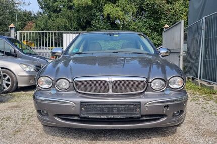 Jaguar X-Type 227.840 km 1.700 &euro; Karlsfeld 85757
