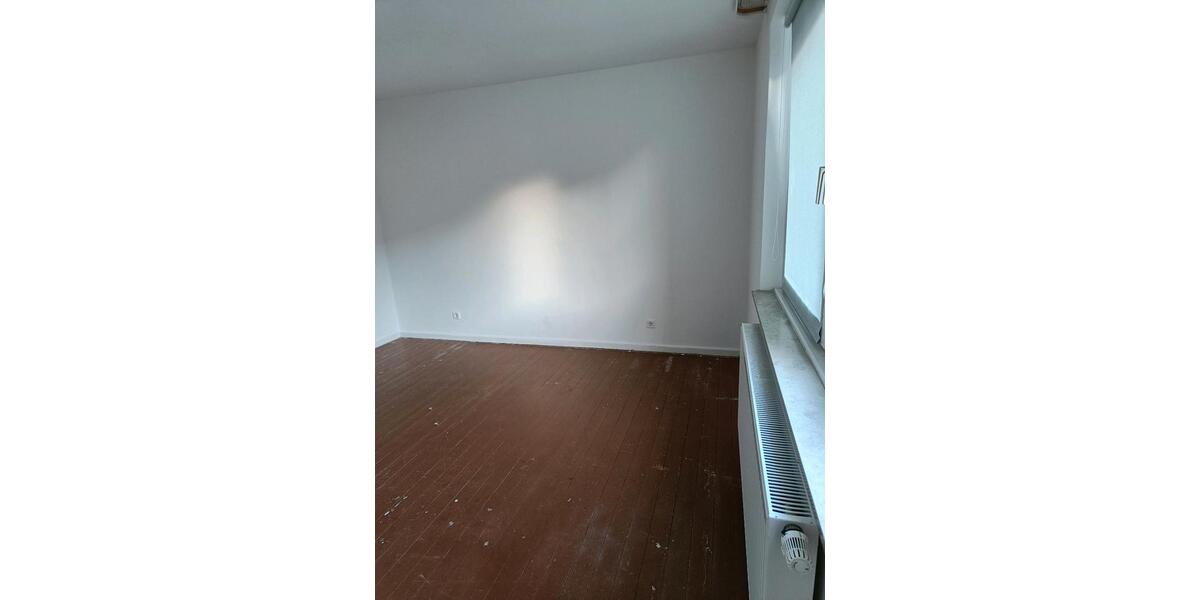 Erdgeschoßwohnung Solingen Mitte - 1 Zimmer, 45 m&sup2;, 590&euro; | Angebot:26545965