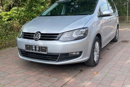 VW Sharan 124.172 km 22.299 &euro; Ahaus 48683