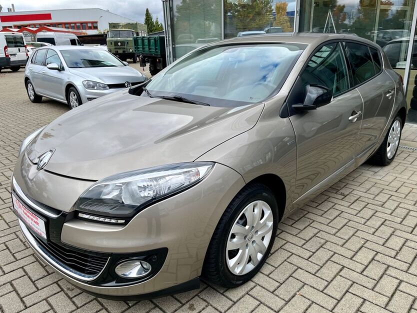 Renault Megane 124.000 km 5.890 € Halberstadt 38820