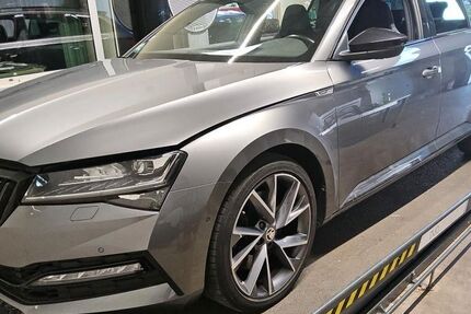 Skoda Superb 90.713 km 29.999 &euro; Burghaun 36151