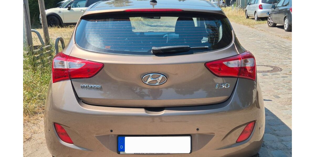 Hyundai i30 158.915 km 5.800 &euro; Schulzendorf 15732
