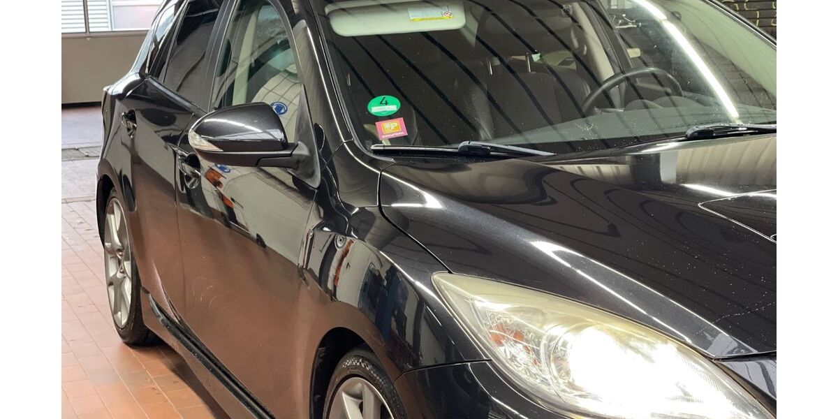 Mazda 3 157.000 km 9.999 &euro; Dinslaken 46535