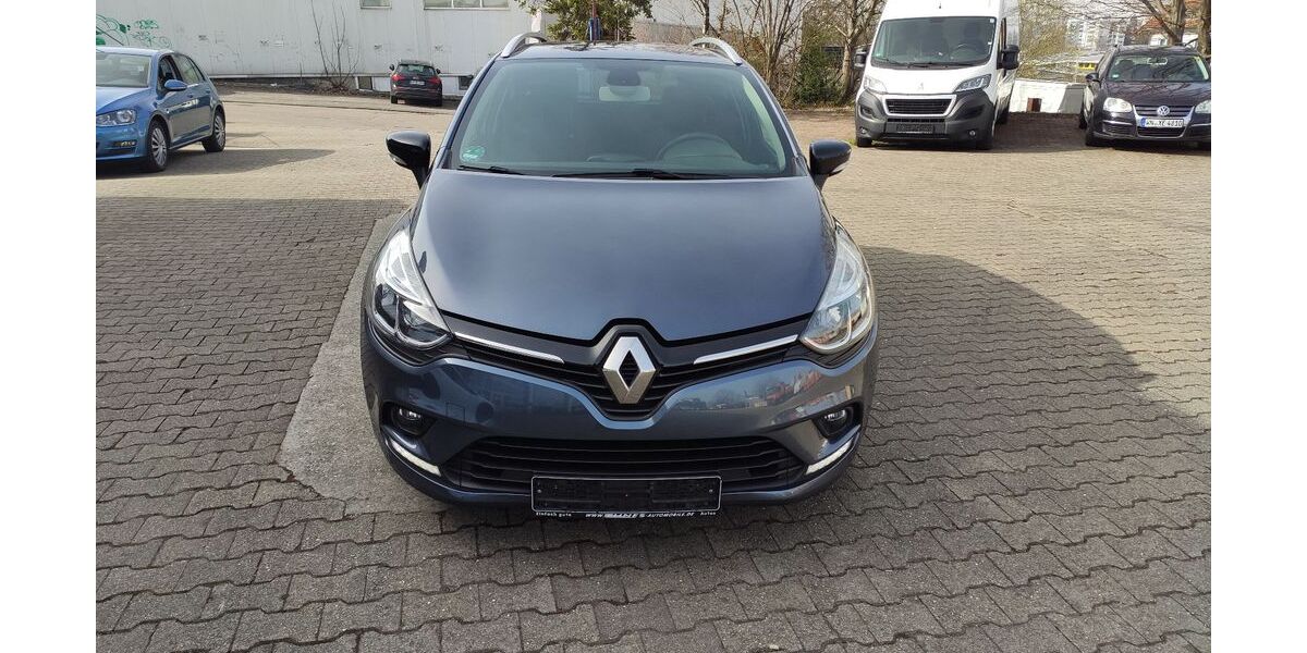Renault Clio 136.000 km 8.990 &euro; Waiblingen-Neustadt 71336