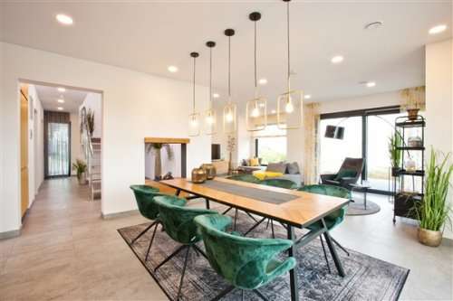 Haus zum Kaufen in Hoyerswerda 384.841 € 145 m²