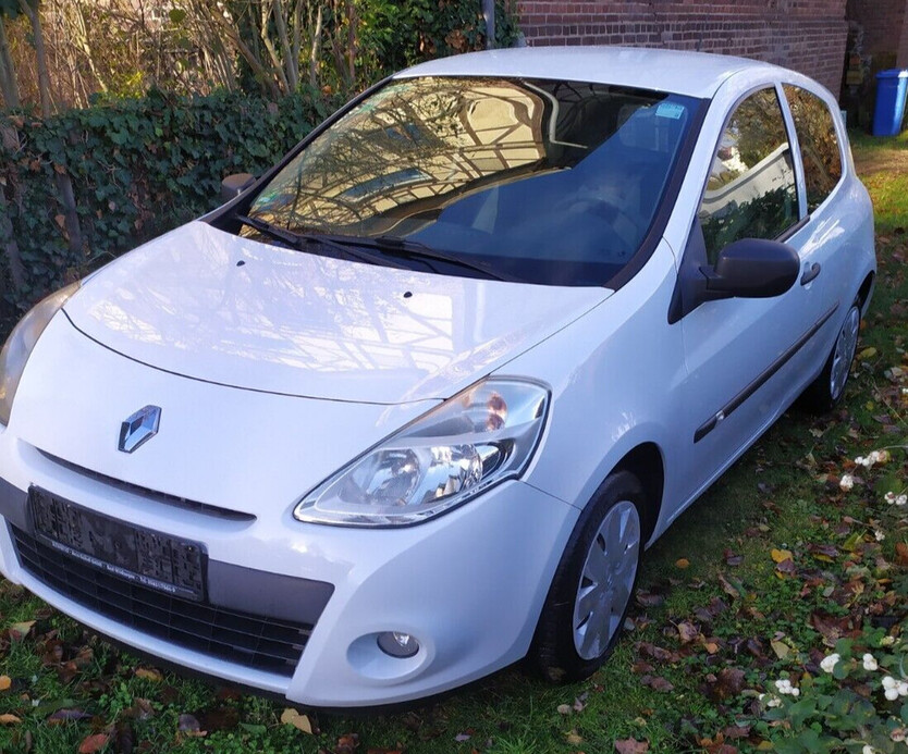 Renault Clio 175.000 km 1.500 € Bad Wildungen 34537