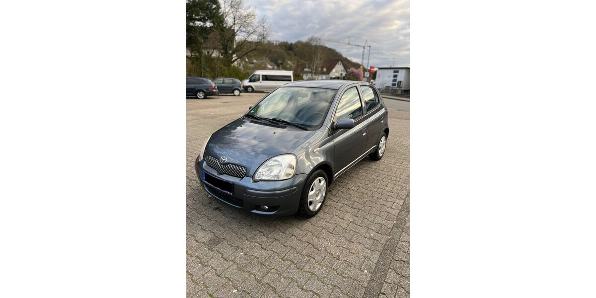 Toyota Yaris 263.000 km 1.800 &euro; Adelsheim 74740