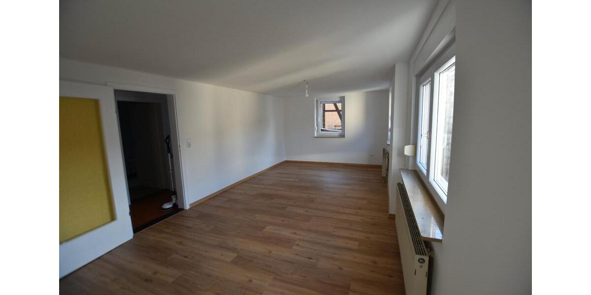 Doppelhaushälfte Bad Mergentheim - 5 Zimmer, 140 m&sup2;, 1.350&euro; | Angebot:26089088