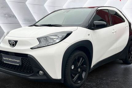 Toyota Aygo (X) 14.528 km 16.950 &euro; Nidderau 61130