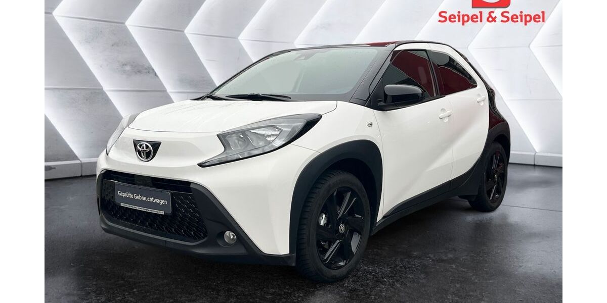 Toyota Aygo (X) 14.528 km 17.950 &euro; Nidderau 61130