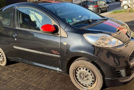 Peugeot 107 191.500 km 1.490 &euro; Illingen 66557