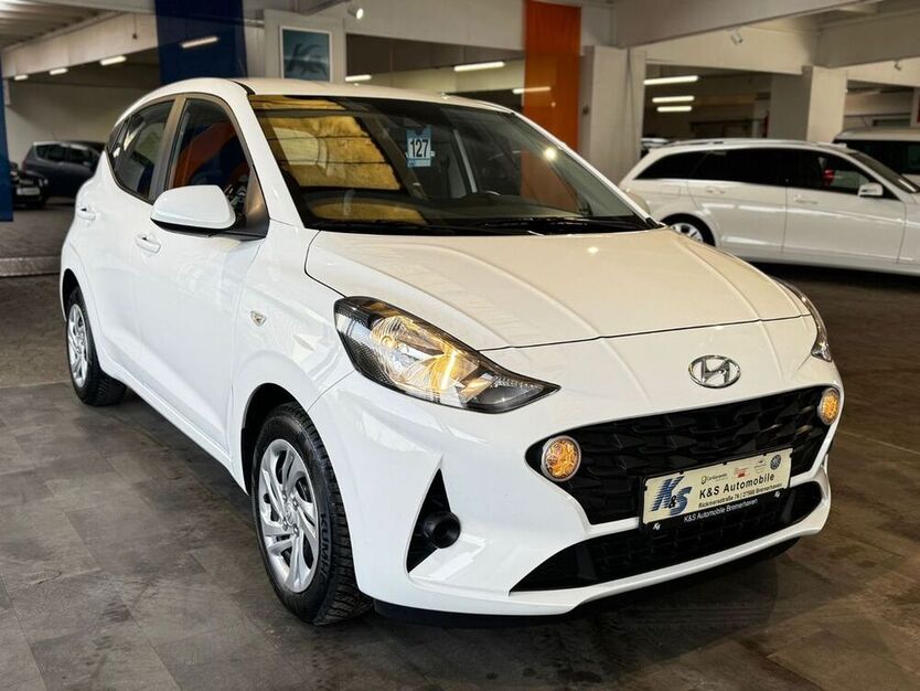 i10