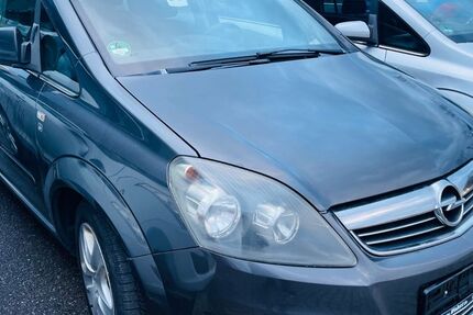 Opel Zafira 223.000 km 2.499 &euro; Ketsch 68775