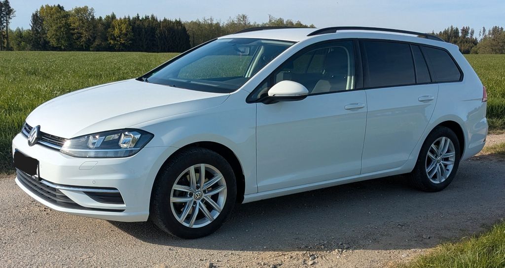 VW Golf 68.990 km 16.390 &euro; Fürstenfeldbruck 82256