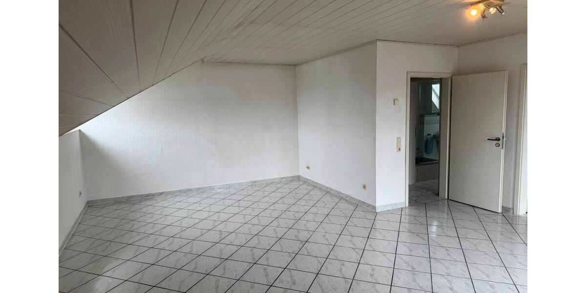 Dachgeschoßwohnung Bad Münstereifel - 3 Zimmer, 101 m&sup2;, 1.198&euro; | Angebot:26650154